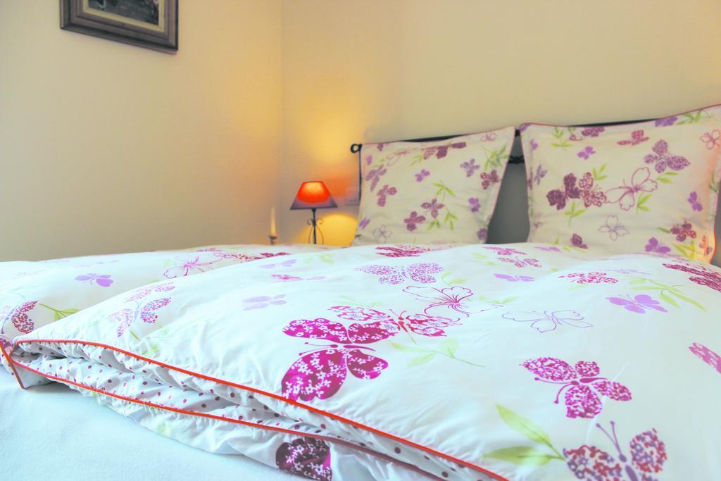 Vigliano d'Asti Alta Villa The Countryhouse Adults Only Boutique Bnb الغرفة الصورة