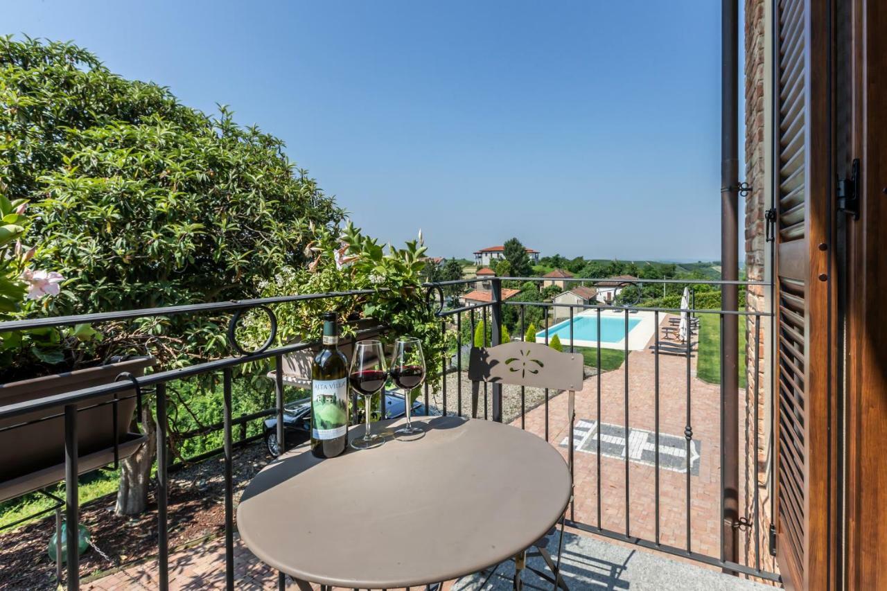 Vigliano d'Asti Alta Villa The Countryhouse Adults Only Boutique Bnb المظهر الخارجي الصورة