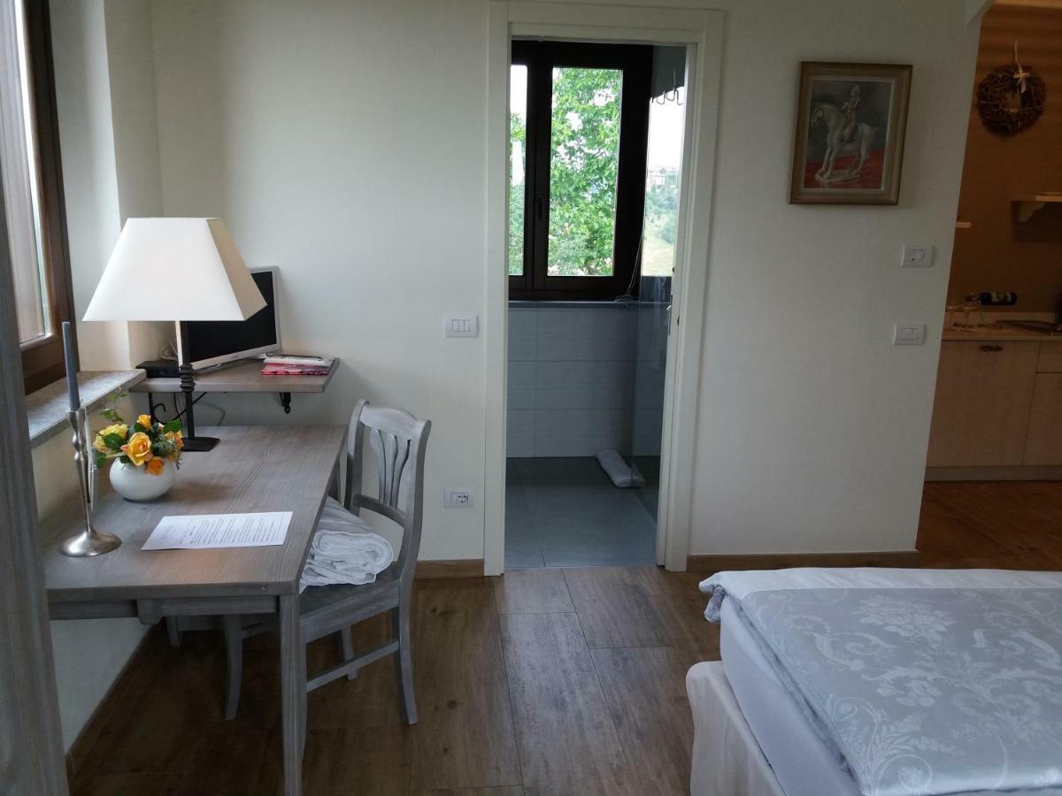 Vigliano d'Asti Alta Villa The Countryhouse Adults Only Boutique Bnb المظهر الخارجي الصورة