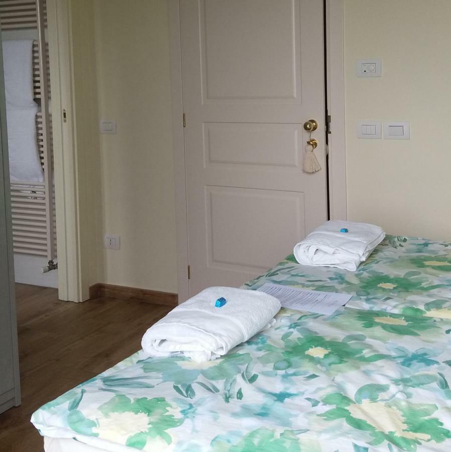 Vigliano d'Asti Alta Villa The Countryhouse Adults Only Boutique Bnb المظهر الخارجي الصورة